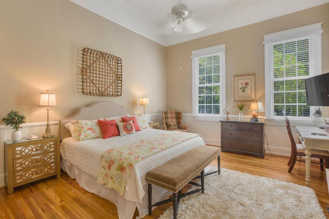 Liberty Hall Bed And Breakfast Pendleton Экстерьер фото